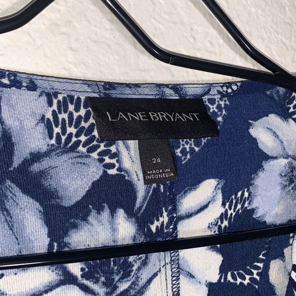 Lane Bryant Floral Blue And White Ruffle Skirted Blouse Size 24 Women’s - Picture 9 of 9